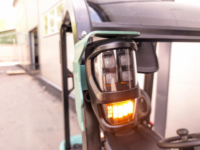 Электрический погрузчик LIMGARD IEV18 2W300 ST. Изображение №9