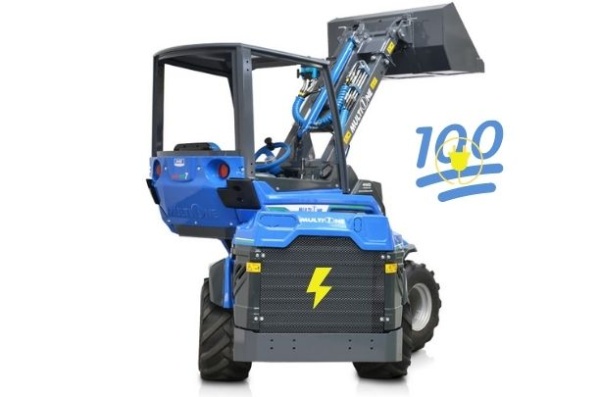 Фото мини погрузчик multione ez7 на сайте www.kiit.ru в интернет-каталоге КИИТ ☎ +7(800) 707-07-45