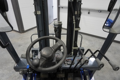 Дизельный погрузчик TRF D15-4X. Изображение №7