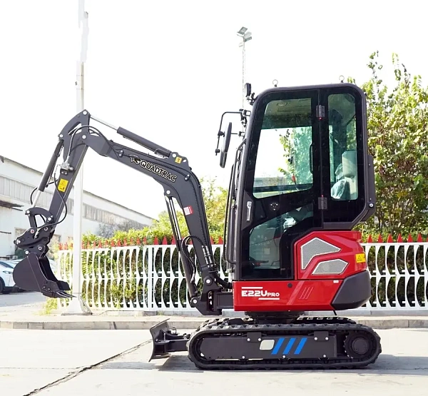 Фото мини-экскаватор с закрытой кабиной quadtrac ex22u pro на сайте www.kiit.ru в интернет-каталоге КИИТ ☎ +7(800) 707-07-45 Изображение №13