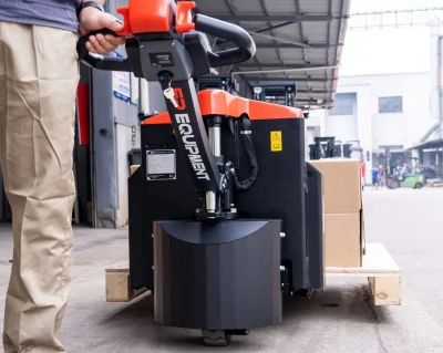 Транспортировщик паллет EP EPT20-15ET2H (1500 кг, Li-ion, 1150 мм). Изображение №6