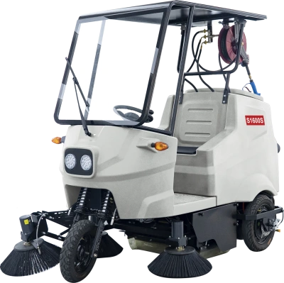 Подметальная машина с сиденьем оператора Xgroup S1600 (1600 мм, 18000 м²/ч, 3 боковые щетки, АВД). Изображение №2