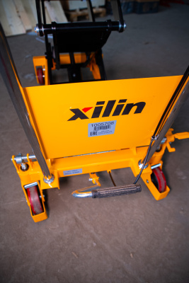 Передвижной подъемный стол XILIN SPS800 (800 кг, высота подъема 1025 мм, платформа 1220x610 мм). Изображение №9
