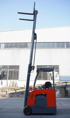 Электропогрузчик MiMA MN18 6200 мм | Литиевая АКБ 48В, стоячее рабочее место, трехопорный. Изображение №3