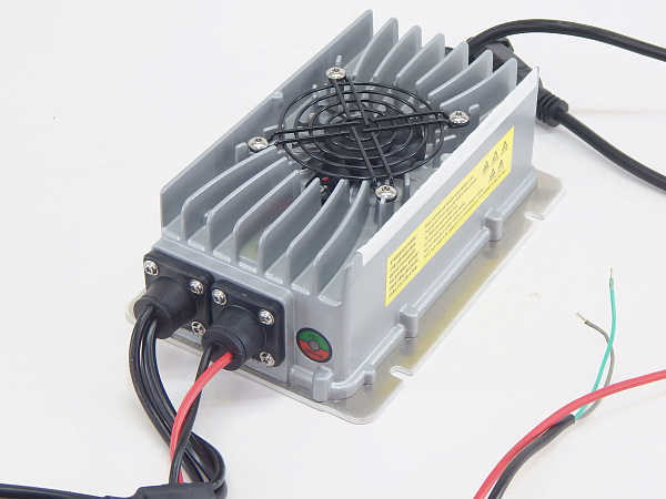 Фото зарядное устройство для штабелёров ws/iws 24v/15a (charger) на сайте www.kiit.ru в интернет-каталоге КИИТ ☎ +7(800) 707-07-45 Изображение №4