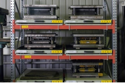 Стеллаж с выдвижными платформами (4 уровня) 2000х1950х1000 мм. Изображение №9