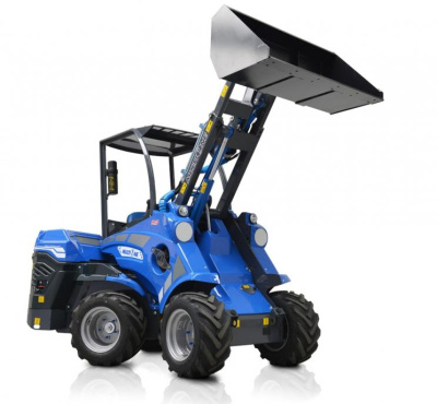 Мини-погрузчик MULTIONE 5.2K (820 кг, высота подъема 2,75 м, двигатель Kubota D902). Изображение №2