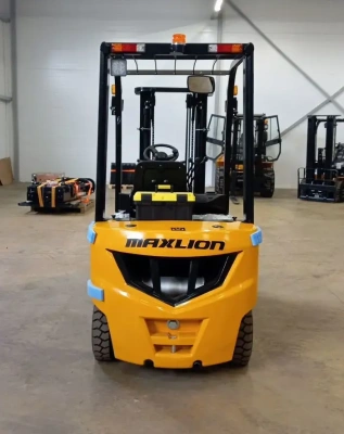 Вилочный погрузчик Maxlion FD18-S3 (1,8 т, высота подъема 3 м, дизель). Изображение №3