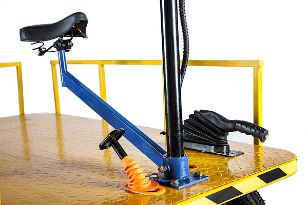 Фото электротележка rutrike склад 1500 new на сайте www.kiit.ru в интернет-каталоге КИИТ ☎ +7(800) 707-07-45 Изображение №11