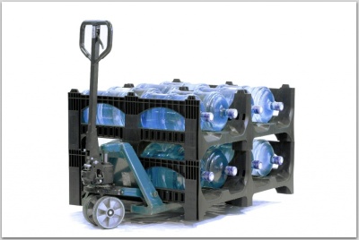 Пластиковый поддон BottleRack для 19 литровых бутылей с водой. Изображение №3