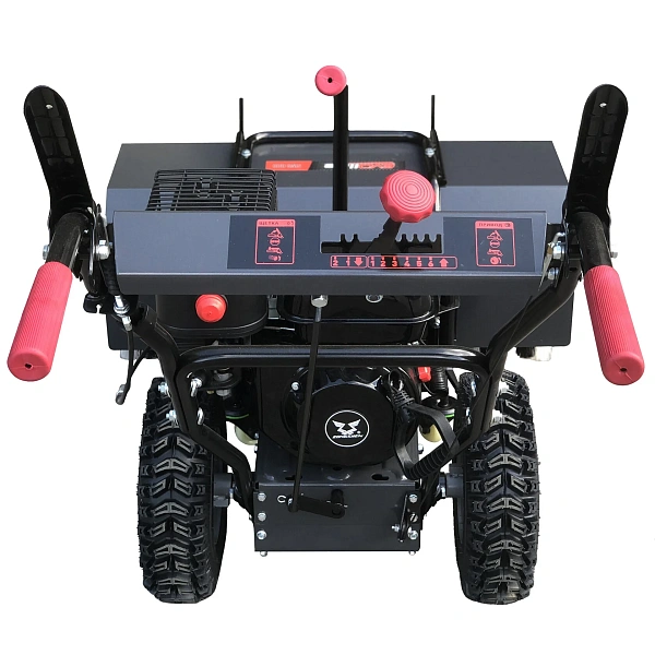 EVOline SWG 800 – бензиновая подметальная машина для уборки больших территорий. Купить в КИИТ с гарантией и сервисом.