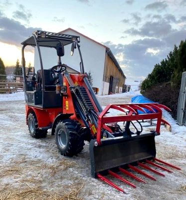 Электрический мини-погрузчик QUADTRAC EcoMax25T (900 кг, высота подъема 3200 мм, Li-Ion АКБ). Изображение №6