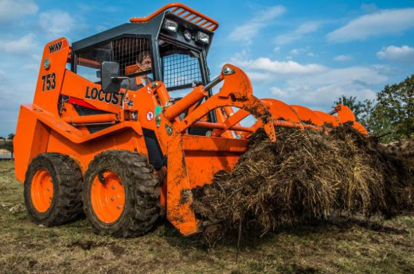 Фото мини погрузчик locust l753 на сайте www.kiit.ru в интернет-каталоге КИИТ ☎ +7(800) 707-07-45