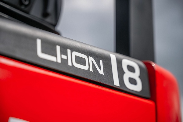 Фото электрический погрузчик ep cpd18f8 на сайте www.kiit.ru в интернет-каталоге КИИТ ☎ +7(800) 707-07-45 Изображение №9