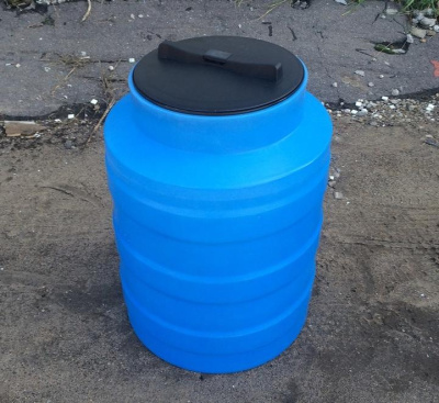 Емкость V 100 литров синяя. Изображение №5