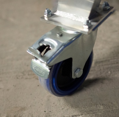 Телескопическая лестница-платформа Megal ТЛП (1,3-1,9). Изображение №3