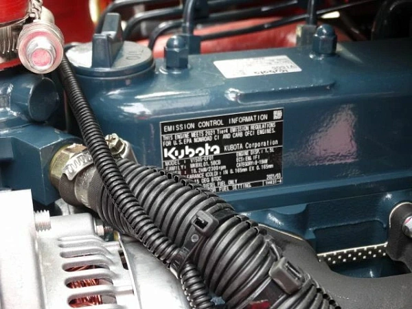 Двигатель KUBOTA V1505