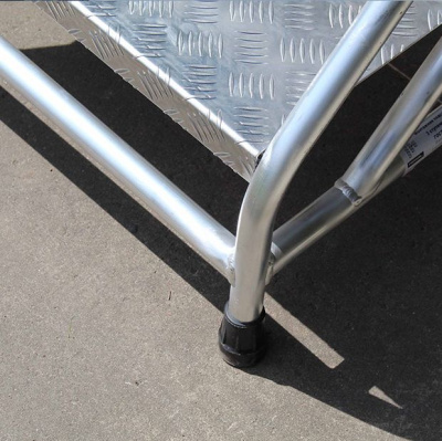 Монтажная подставка MEGAL (тип 2) 1 ступень. Изображение №2