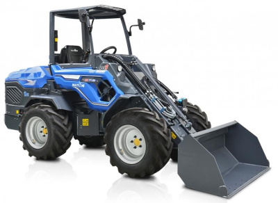 Многофункциональный мини-погрузчик MULTIONE 11.5 Y (2540 кг, высота подъема 3,7 м, двигатель Yanmar 50 л.с.). Изображение №2