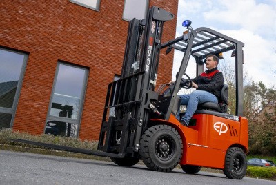 Электрический погрузчик EP CPD18F8. Изображение №2