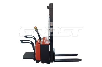 Штабелер GROST SHED 15/30. Изображение №1