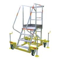 Авиационная вышка-трап MEGAL ВСА-1,0А. Создана для безопасного обслуживания самолётов, вертолётов и сложных конструкций. Ваш доступ к высоте без риска.