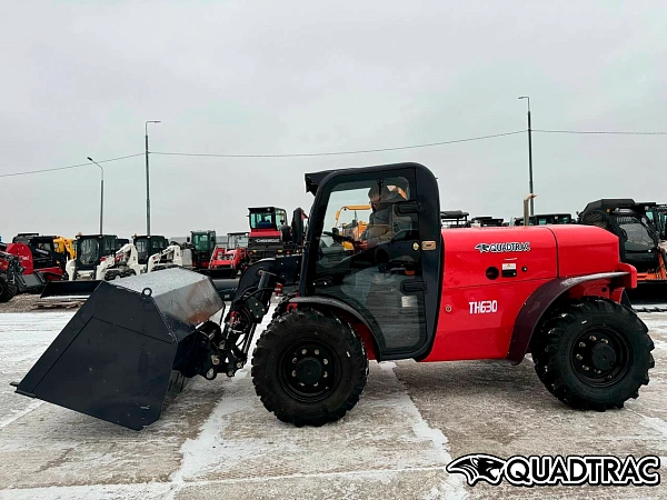 Фото телескопический погрузчик quadtrac th630 (3000 кг, высота подъема 6 м, двигатель yanmar 87 л.с.) на сайте www.kiit.ru в интернет-каталоге КИИТ ☎ +7(800) 707-07-45 Изображение №5