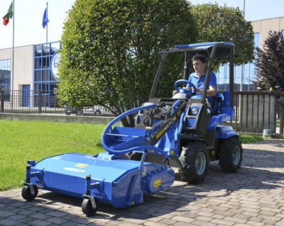 Мини погрузчик MULTIONE 2.3. Изображение №5