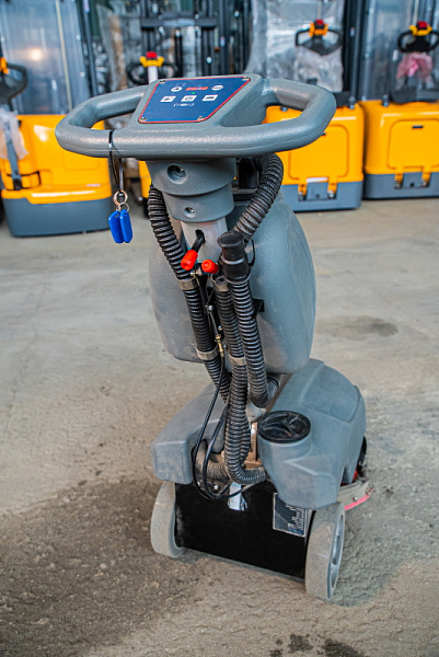 Фото ручная поломоечная машина tor mini 350 с акб на сайте www.kiit.ru в интернет-каталоге КИИТ ☎ +7(800) 707-07-45 Изображение №15