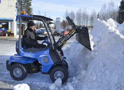 Мини погрузчик MULTIONE 2.3. Изображение №4