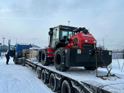 Внедорожный вилочный погрузчик LEOTRACK 50B (5 т, высота подъема 4,8 м, шарнирно-сочлененная рама). Изображение №12