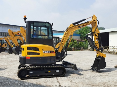 Гусеничный мини экскаватор Yuchai YC35 SR. Изображение №6