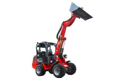 Мини погрузчик с телескопической стрелой QUADTRAC WL40T. Изображение №1