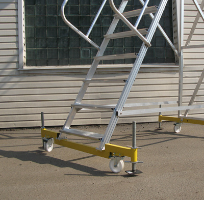Вышка-стремянка на колесах Megal ВС2-5,0 (высота площадки 5 м, рабочая высота 7 м, 800x860 мм). Изображение №8