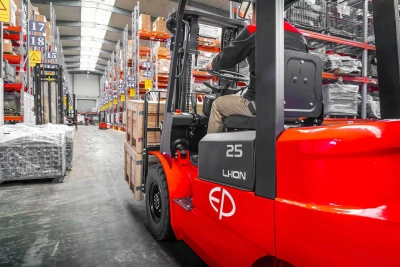 Электрический погрузчик EP EFL252 Li-ion 2500 кг 3 метра. Изображение №3