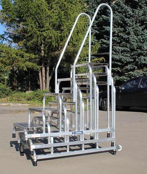 Купить монтажную подставку MEGAL 050405 | 5 ступеней, рабочая высота 3,0 м, сварная конструкция, масса 14,5 кг