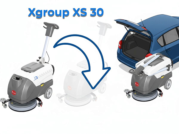 Поломоечная машина XGroup XS30 со сложенной ручкой стоит рядом с открытым багажником автомобиля