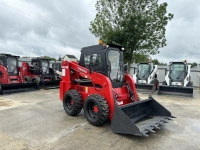 Фото мини погрузчик с бортовым поворотом quadtrac ssl85 на сайте www.kiit.ru в интернет-каталоге КИИТ ☎ +7(800) 707-07-45 Изображение №26