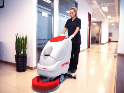 Поломоечная машина COMAC ABILA 17B (гелевая АКБ 80 Ач, 1470 м²/ч, 33/40 л). Изображение №3