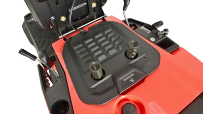 Садовый мини-райдер EVOline TRG 66 CV (7,2 л.с., ширина кошения 66 см, травосборник 150 л, гидростатическая трансмиссия). Изображение №9