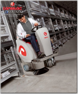 Подметальная машина с сиденьем COMAC CS 60 B II. Изображение №5