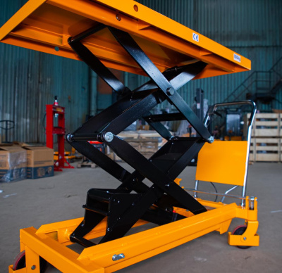 Передвижной подъемный стол XILIN SPS800 (800 кг, высота подъема 1025 мм, платформа 1220x610 мм). Изображение №7