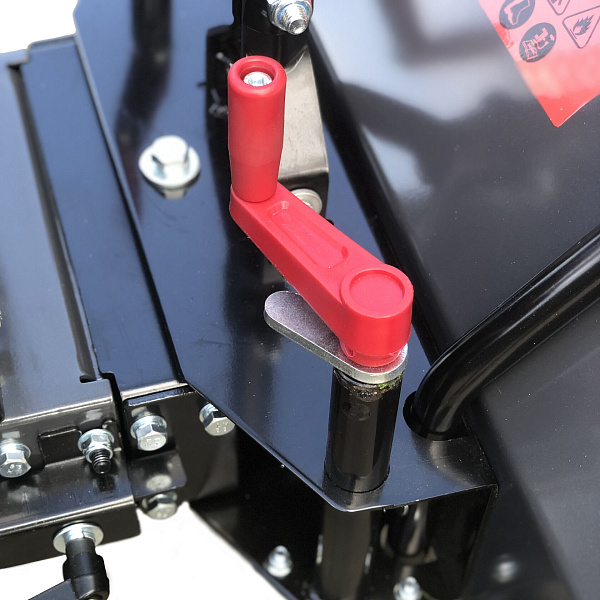 Фото подметальная машина evoline swg 620-160 (с двигателем zongshen) на сайте www.kiit.ru в интернет-каталоге КИИТ ☎ +7(800) 707-07-45 Изображение №8