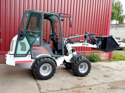 Универсальный мини-погрузчик TAIAN DY35LB (1200 кг, 2110 мм, Kubota V1505). Изображение №29