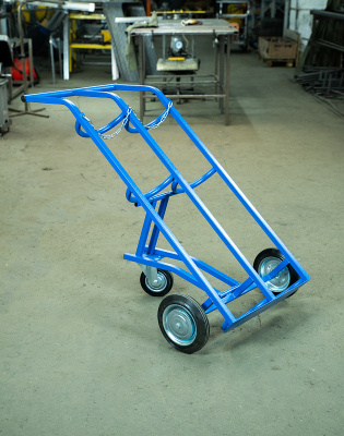 Тележка для газовых баллонов TOR ГБ-2, 2 баллона (250 пневмо колеса + 160 поворотное). Изображение №2