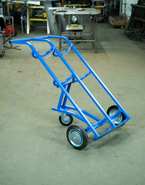 Фото тележка для газовых баллонов tor гб-2, 2 баллона (250 пневмо колеса + 160 поворотное) на сайте www.kiit.ru в интернет-каталоге КИИТ ☎ +7(800) 707-07-45 Изображение №2