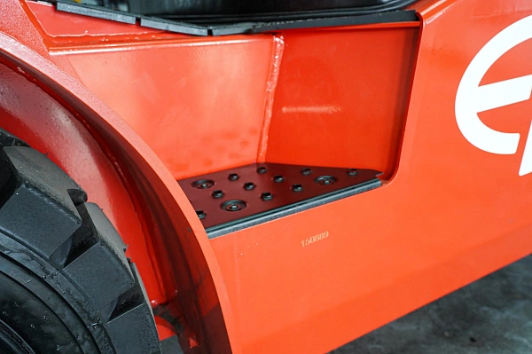 Фото электрический погрузчик ep efl352x 3,5 т 3,3 м акб 80/280 li-ion на сайте www.kiit.ru в интернет-каталоге КИИТ ☎ +7(800) 707-07-45 Изображение №14