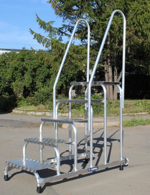 Монтажная подставка MEGAL (тип 1) 3 ступени с двумя поручнями 050403 (2,6 м, 3 ступени, 150 кг). Изображение №8