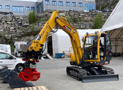 Мини-экскаватор Yuchai YC 60-9 (5700 кг, глубина копания 3935 мм, двигатель Kubota 48 л.с., ковш 0,21 м³). Изображение №20