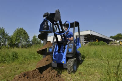 Мини погрузчик MULTIONE 2.3. Изображение №8